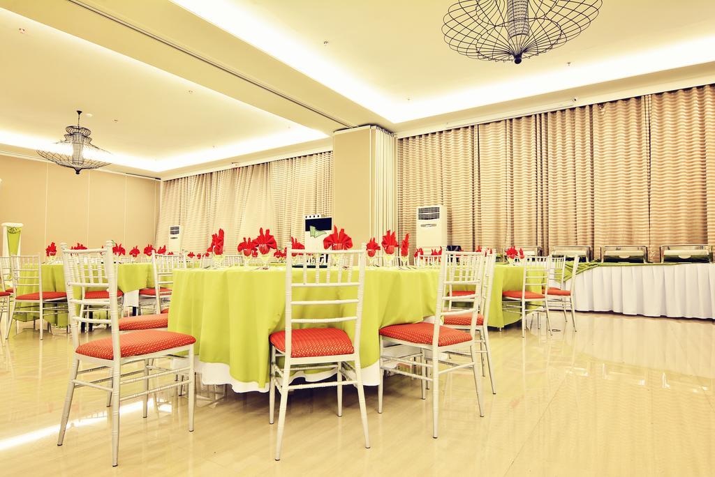 Citystate Asturias Hotel Palawan Puerto Princesa Eksteriør billede